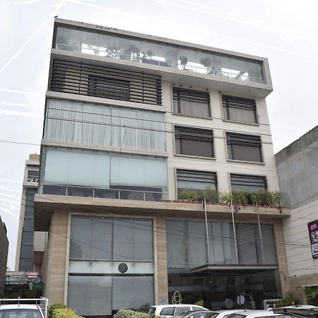 阿姆利则 One Earth Avaas酒店 外观 照片